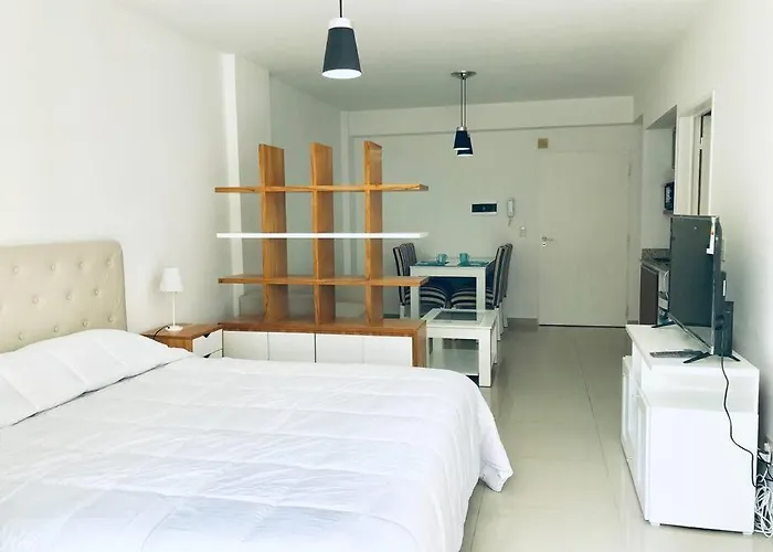 Departamento Con Pileta, Parilla Y Gym En Recoleta - Piso 7
